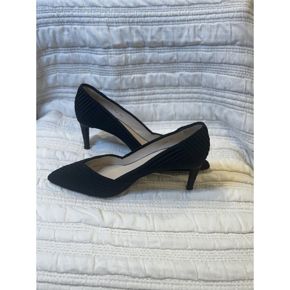 Giorgio Armani Black Plissé Fabric D'Orsay Pointed Toe Stiletto Pump Heels 37 7